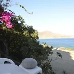 Apartment Villas *